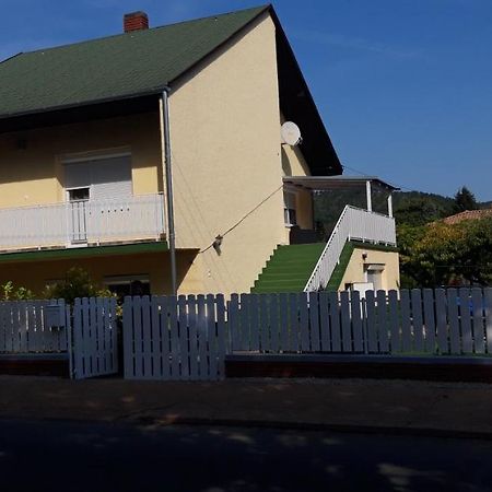 Ildi Apartman Gyenesdiás Eksteriør bilde